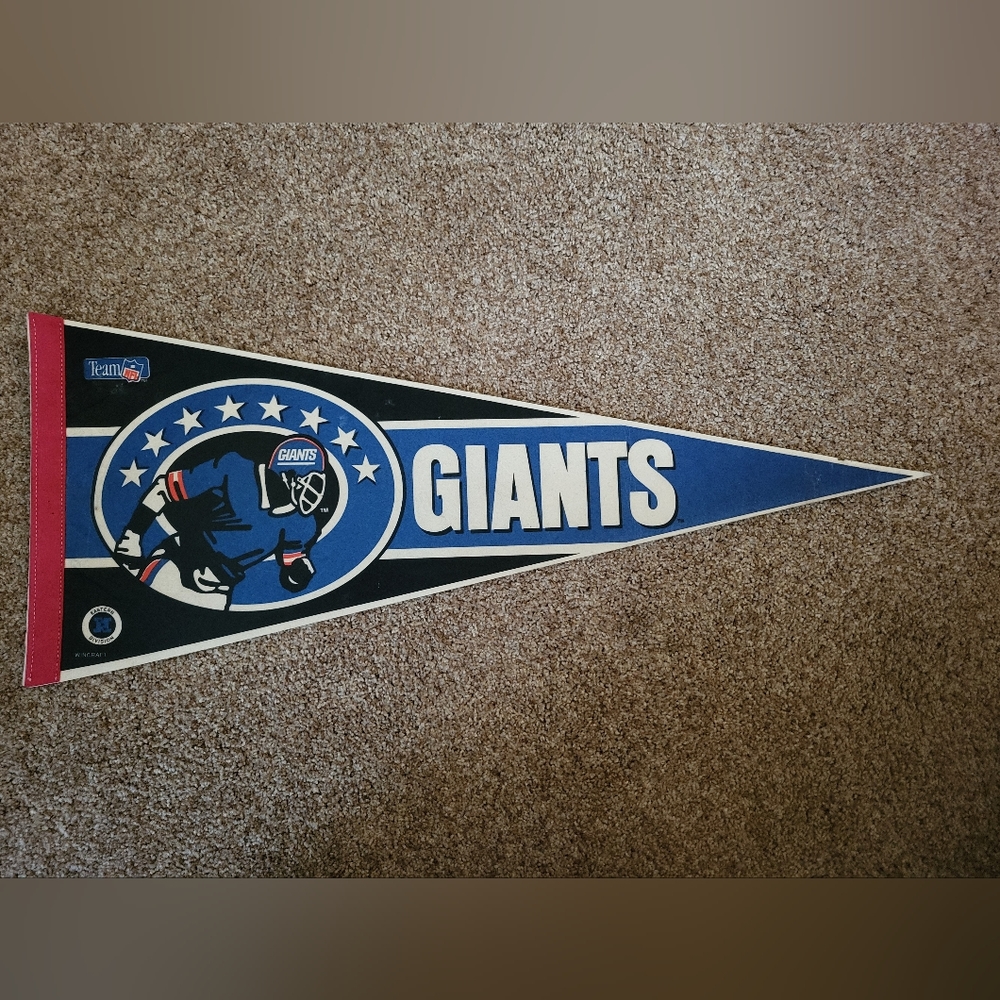 Vintage NFL New York Giants felt Pennant Flag